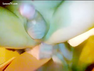 Thumb 2